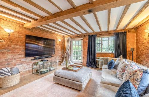 George Green Casa | Cosy 5 Bed Cottage Retreat, Perfect for Families