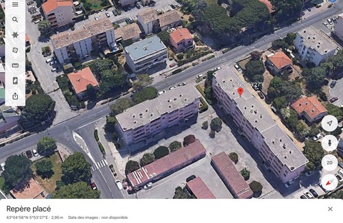 L'Evescat Apartamento | Acogedor apartamento con aire acondicionado en zona residencial a 200 metros de la playa.