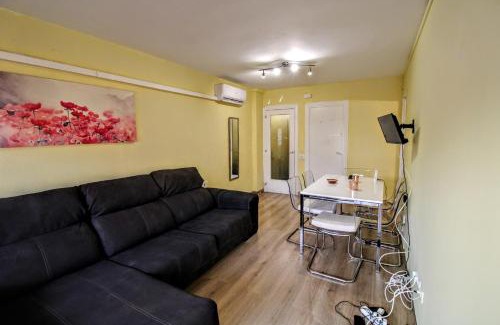 Mollet del Valles Apartamento | Cosy and Sunny Flat Near Barcelona