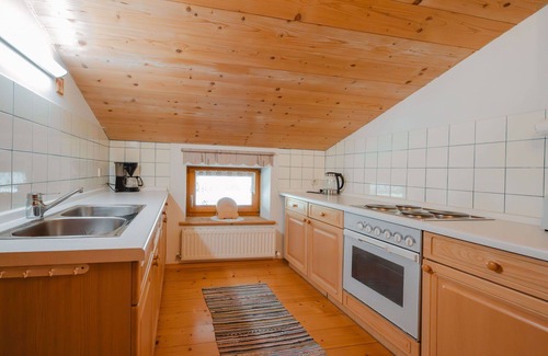 Sankt Martin bei Lofer Villa | Bonito apartamento en villa para 3 personas con TV y balcón