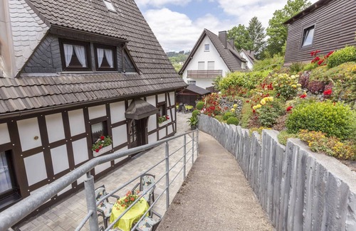 Hallenberg Apartamento | Precioso apartamento con terraza cubierta en Hallenberg
