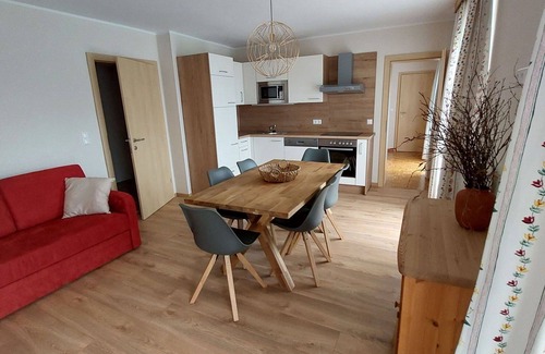 Augsdorf Apartamento | Bonito apartamento para 6 personas con WIFI, TV, balcón y aparcamiento