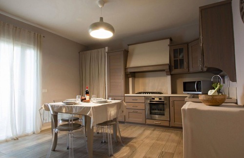 Santa Maria a Monte Apartamento | Precioso apartamento con WIFI, piscina privada, TV, terraza, vista panorámica, aparcamiento