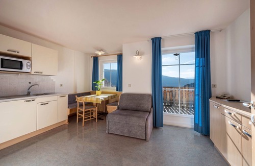Terento Apartamento | Acogedor apartamento "Treyer 2 Typ A" con vistas a la montaña, balcón y jardín