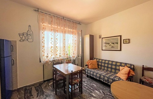 Torino di Sangro Apartamento | Bonito apartamento para 6 personas con A/C, TV, patio, vista panorámica y aparcamiento