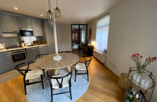 Sint-Gillis Apartamento | Cosy apartment between St-Gilles and Ixelles.