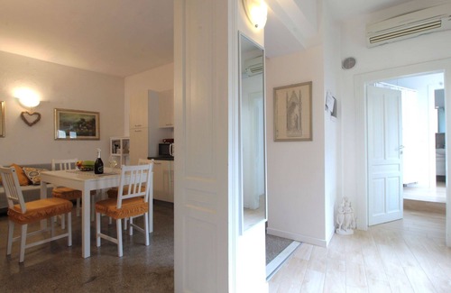 Valdobbiadene Apartamento | Precioso apartamento para 2 personas con WIFI, A/C, TV y balcón