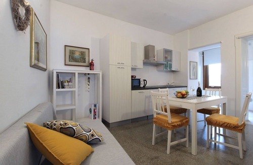Valdobbiadene Apartamento | Precioso apartamento para 2 personas con WIFI, A/C, TV y balcón