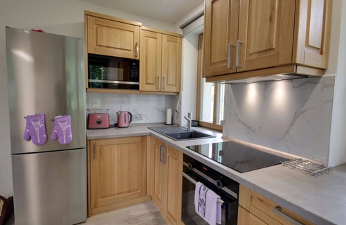 Tanvald Apartamento | Acogedor apartamento para 4 personas con WIFI, TV y terraza
