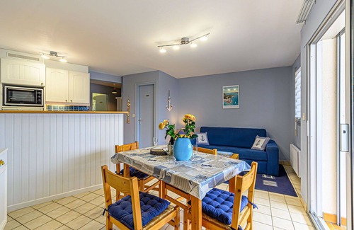 Locmariaquer Apartamento | Bonito apartamento para 4 personas con TV, balcón y aparcamiento