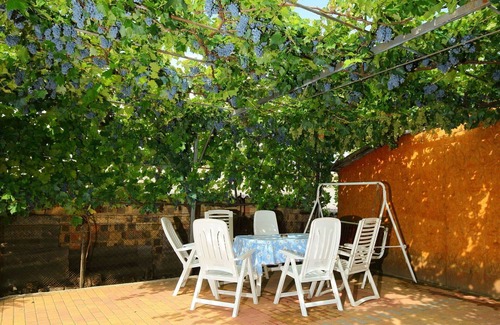 Balatonszemes Apartamento | Hermoso apartamento para 6 personas con WIFI, A/C, TV, balcón y aparcamiento