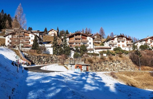 Grisons Apartamento | Acogedor apartamento con piscina, WIFI, TV, balcón, mascotas permitida y vista panorámica