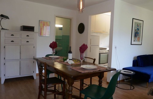 Blenio Apartamento | Bonito apartamento para 2 personas con WIFI, TV, patio, mascotas permitida y vista panorámica