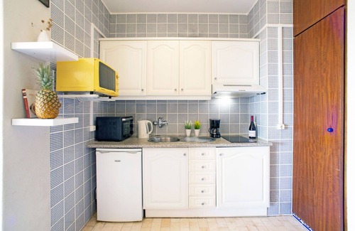 Torralta Apartamento | Bonito apartamento para 2 personas con A/C, WIFI, TV, balcón y aparcamiento