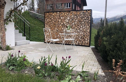 Adelboden Apartamento | Precioso apartamento para 3 personas con WIFI y balcón