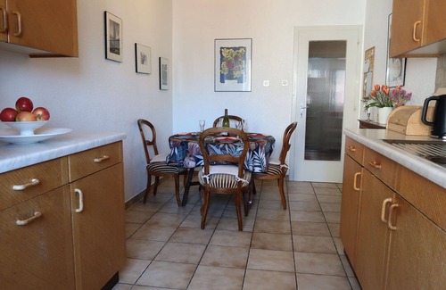 Fribourg Apartamento | Hermoso apartamento para 4 personas con WIFI, TV y patio