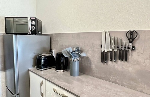 Loffingen Apartamento | Bonito apartamento para 4 personas con piscina, WIFI, TV, balcón y vista panorámica