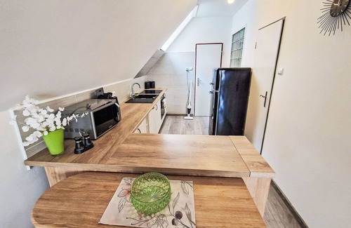 Broumov Apartamento | Precioso apartamento para 4 personas con WIFI, TV y aparcamiento