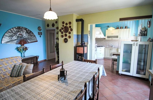 Premeno Apartamento | Bonito apartamento para 4 personas con TV, balcón, mascotas permitida y aparcamiento