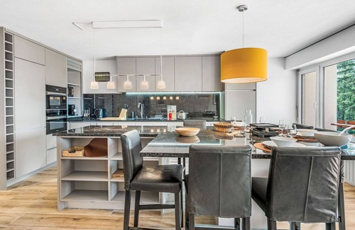 Chermignon Apartamento | Acogedor apartamento para 4 personas con WIFI, TV y balcón