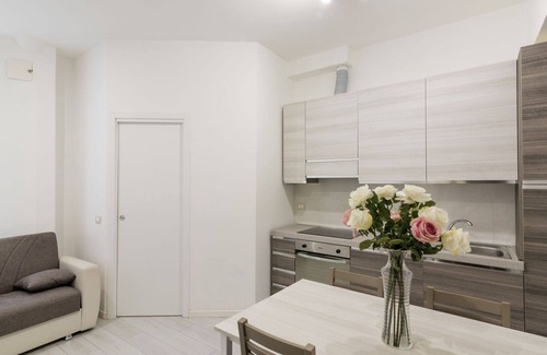 Garbatella Apartamento | Bonito apartamento para 4 personas con WIFI, A/C y TV