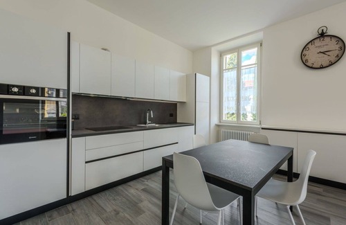Rovereto Apartamento | Hermoso apartamento para 5 personas con WIFI, TV, balcón y aparcamiento