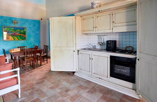 San Brizio Apartamento | Apartamento con WIFI, piscina, TV, balcón, mascotas permitida, aparcamiento, cerca de Spoleto