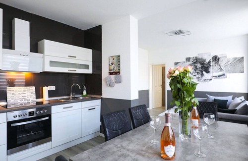 Oberndorf Apartamento | Acogedor apartamento para 6 personas con WIFI, TV y terraza