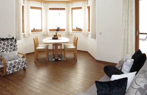 Hippach Apartamento | Bonito apartamento para 6 personas con WIFI, TV, terraza y aparcamiento