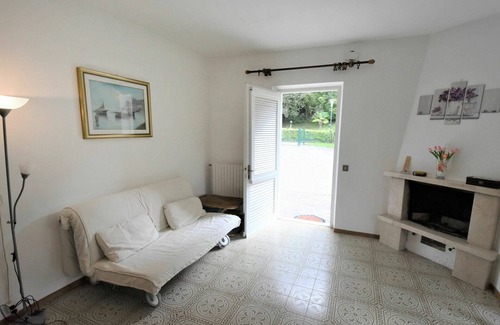 Vesta Apartamento | Bonito apartamento para 6 personas con WIFI, TV, terraza y aparcamiento