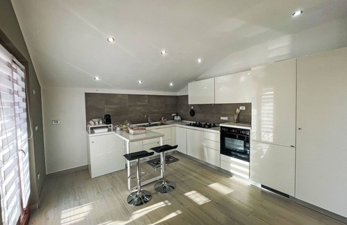 Paglieta Apartamento | Bonito apartamento con WIFI, A/C, TV, terraza, mascotas permitida, vista panorámica y aparcamiento