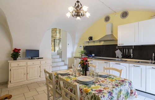 Terzorio Apartamento | Acogedor apartamento para 6 personas con A/C, WIFI, balcón, mascotas permitida y aparcamiento