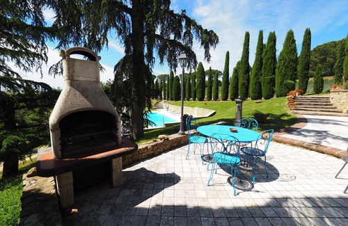 San Gimignano Apartamento | Bonito apartamento con WIFI, piscina, vista panorámica y aparcamiento, cerca de San Gimignano