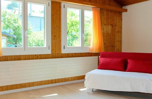 Goldiwil Apartamento | Hermoso apartamento para 6 personas con WIFI, TV, balcón y aparcamiento