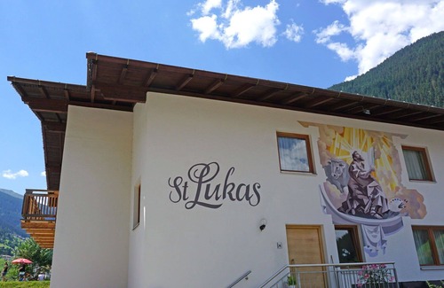 See Apartamento | Precioso apartamento para 8 personas con WIFI, TV, terraza, mascotas permitida y aparcamiento