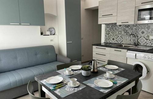 Spotorno Apartamento | Hermoso apartamento para 8 personas con WIFI, A/C y TV