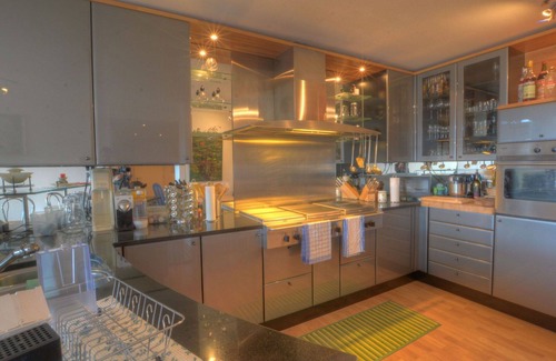 Ayent Apartamento | Hermoso apartamento para 8 personas con jacuzzi, TV y balcón