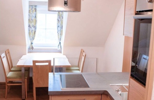 Donnersbach Apartamento | Bonito apartamento para 6 personas con WIFI, TV, patio y mascotas permitida