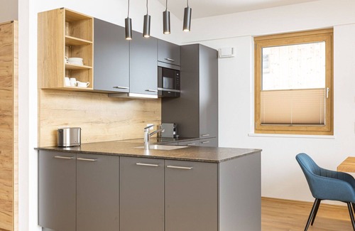 Mittersill Apartamento | Bonito apartamento para 6 personas con piscina, WIFI, TV, terraza y aparcamiento