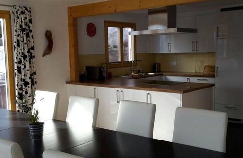 Bettmeralp Apartamento | Hermoso apartamento para 10 personas con WIFI y balcón