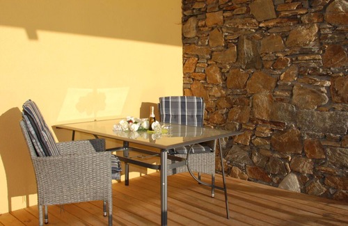 Porto Ronco Apartamento | Precioso apartamento con WIFI, TV, terraza, mascotas permitida, vista panorámica y aparcamiento
