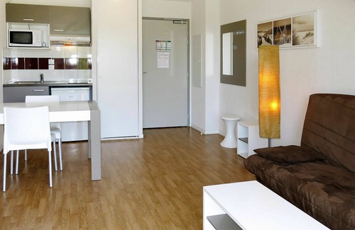 Auberville Apartamento | Acogedor apartamento para 4 personas con WIFI, TV, terraza, mascotas permitida y aparcamiento
