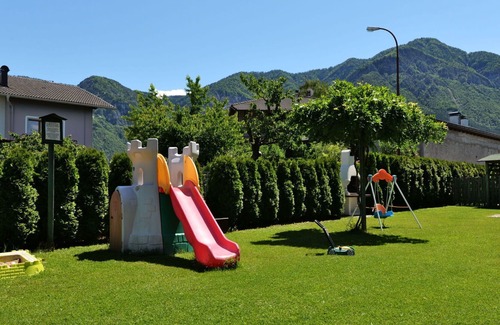 Caldonazzo Apartamento | Hermoso apartamento para 6 personas con WIFI, TV, patio, mascotas permitida y aparcamiento