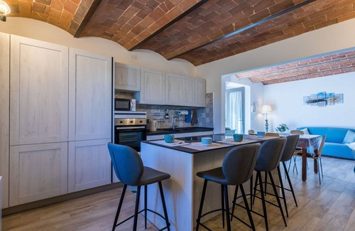 Donoratico Apartamento | Cosy apartment for 6 guests with WIFI, A/C and pets allowed