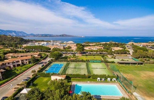 Puntaldia Casa | Precioso apartamento en villa para 2 personas con A/C, piscina, TV y terraza