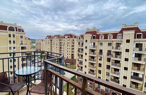 Tbilisi Apartamento | cosy apartment in tbilisi with good location and with lake view
