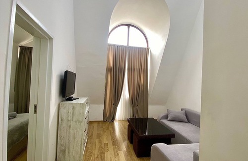 Tbilisi Apartamento | cosy apartment in tbilisi with good location and with lake view