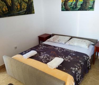Rana Apartamento | Cosy Apartment in Ulcinj with Sea View - 40 m²