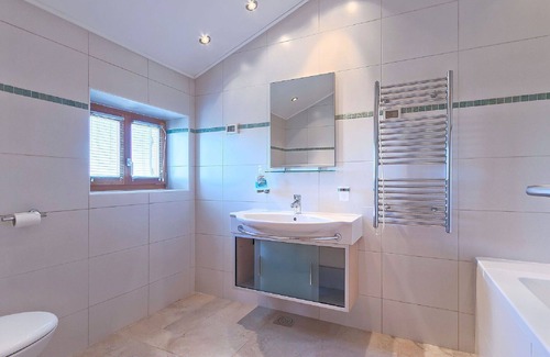 Bibali Casa | Bonito apartamento en villa con WIFI, piscina, A/C, TV, terraza, vista panorámica y aparcamiento