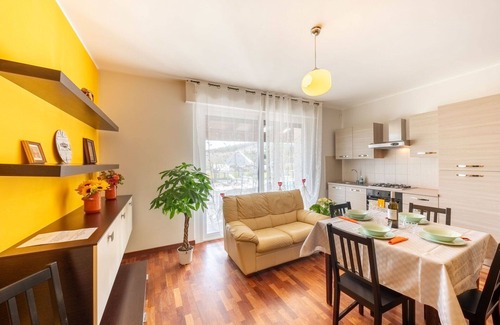 Citta Sant'Angelo Villa | Apartamento en villa con piscina, WIFI, jacuzzi, A/C, TV, patio, vista panorámica, aparcamiento